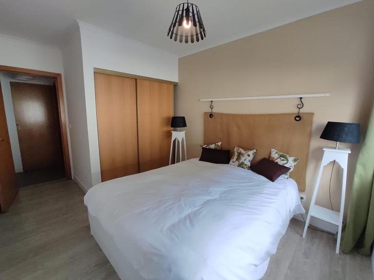 City Apartament 蓬塔德尔加达 外观 照片